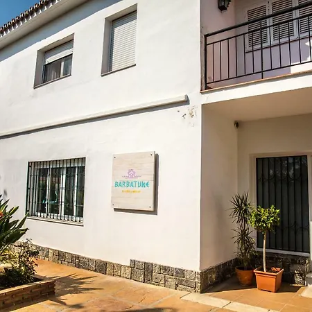 Bed and breakfast Barbatuke Eco-homestel Málaga