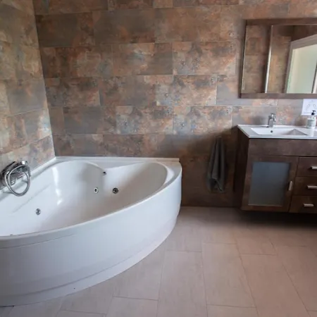 Bed and breakfast Barbatuke Eco-homestel Málaga