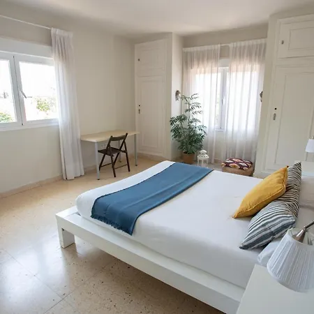 Bed and breakfast Barbatuke Eco-homestel Málaga
